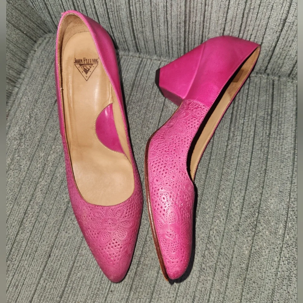 Fluevog Purpose Ambition Pumps - Picture 7 of 14